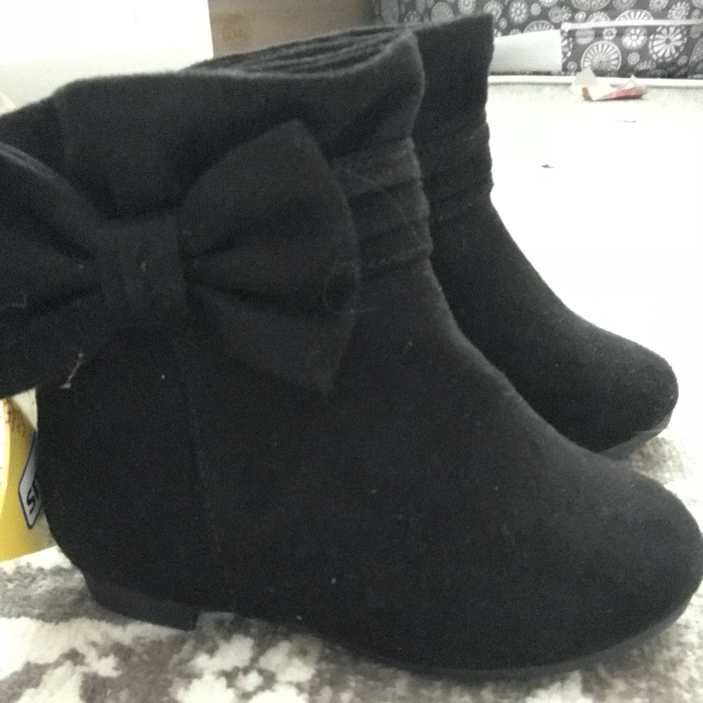 Black Booties with Bow detail
